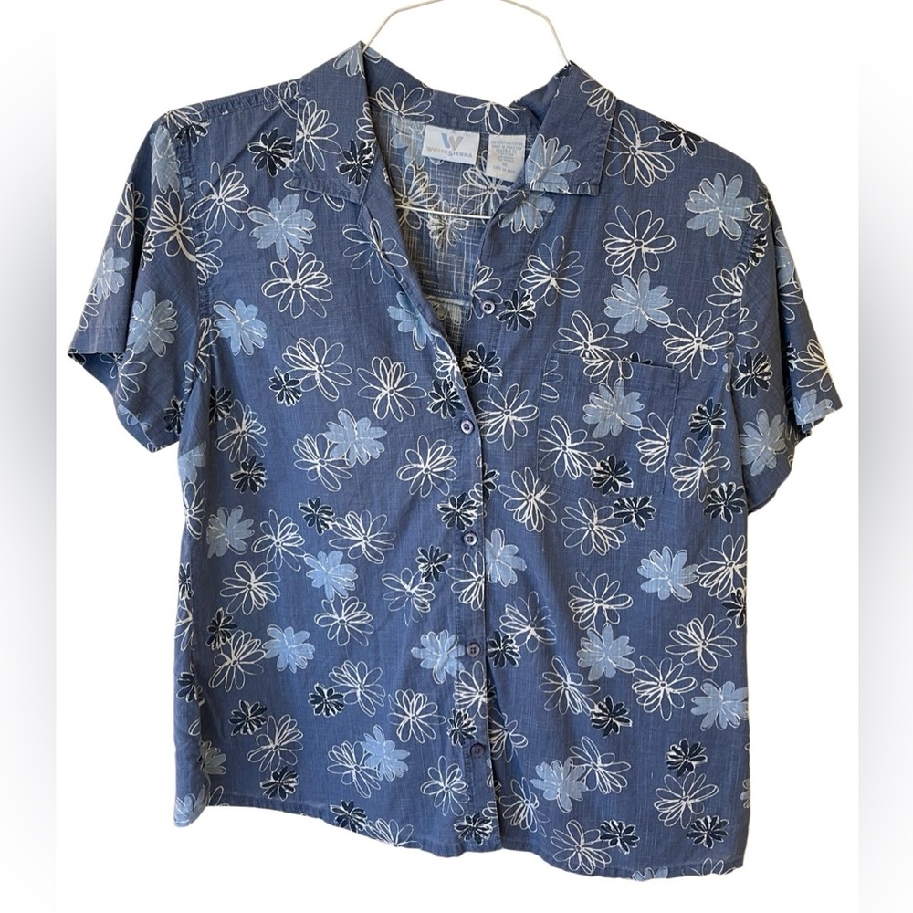Vintage White Sierra Floral Button Down Blue Women's Top